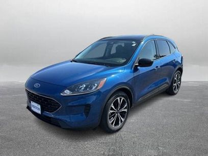 Used 2022 Ford Escape SE w/ SE Sport Appearance Package