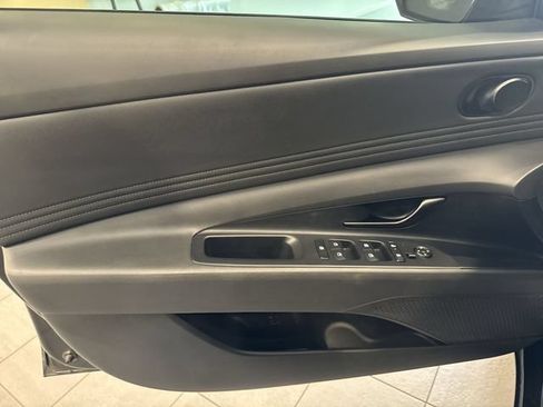 Used 2026 Hyundai Elantra Sport FWD image 10