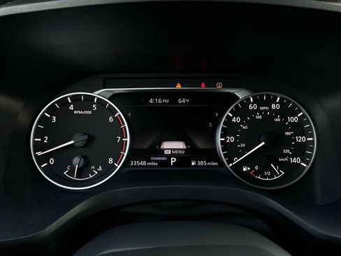 Used 2025 Nissan Rogue SV image 37