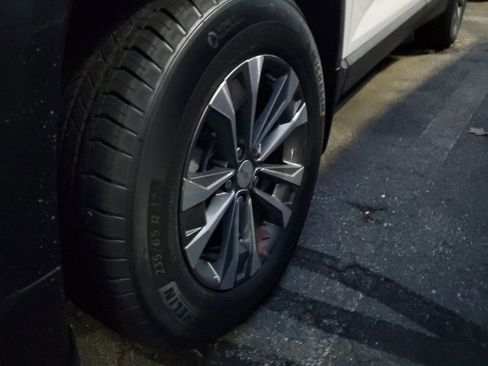 New 2026 Chevrolet Equinox LT w/ Safety and Technology Package image 4