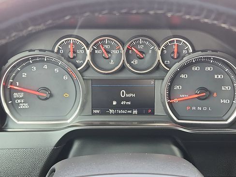 Used 2020 Chevrolet Silverado 1500 LT w/ Texas Edition AWD/4WD image 18