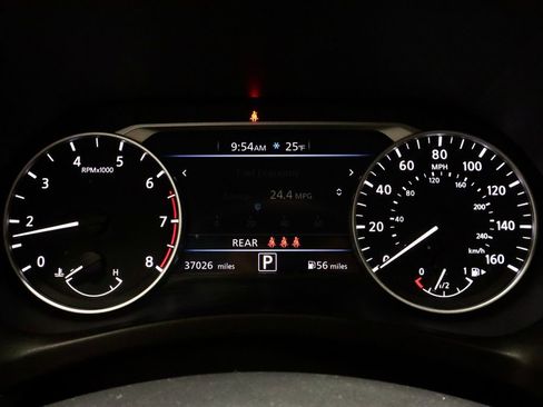 Certified 2024 Nissan Sentra SV image 26