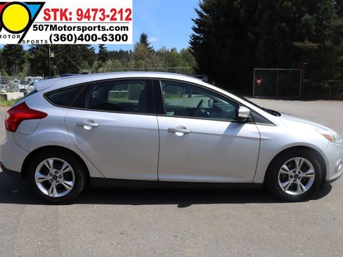 Used 2013 Ford Focus SE FWD image 9