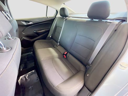 Used 2017 Chevrolet Cruze LS FWD image 14