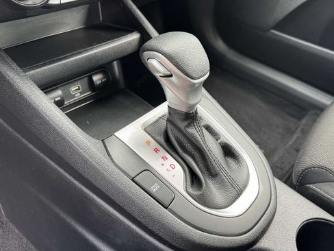 Used 2023 Kia Forte LXS FWD image 25