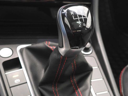 Used 2026 Volkswagen Jetta GLI Autobahn FWD image 15
