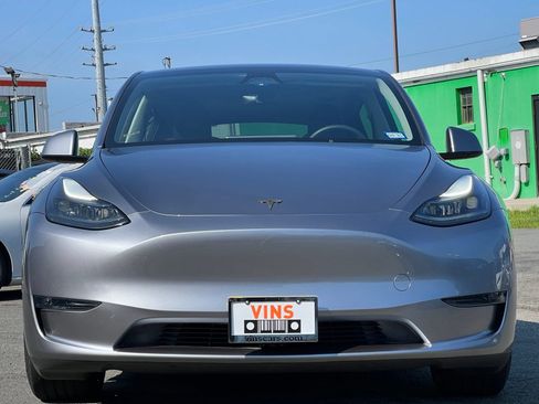 Used 2024 Tesla Model Y Performance AWD/4WD image 12