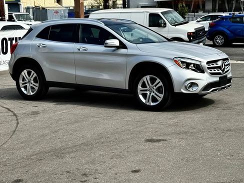 Used 2018 Mercedes-Benz GLA 250 w/ Premium Package image 23