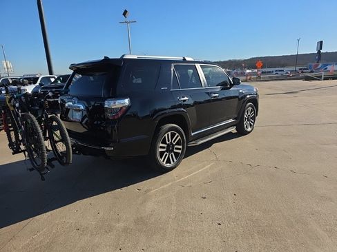 Used 2019 Toyota 4Runner SR5 image 5