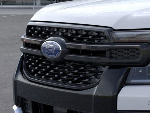 New 2025 Ford Ranger Lariat image 17