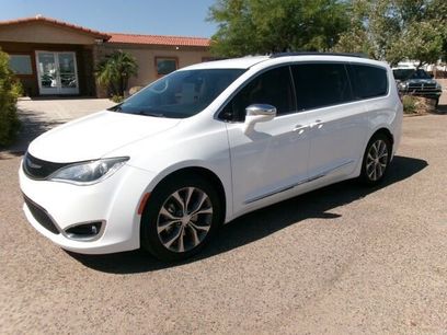 Used 2019 Chrysler Pacifica Limited