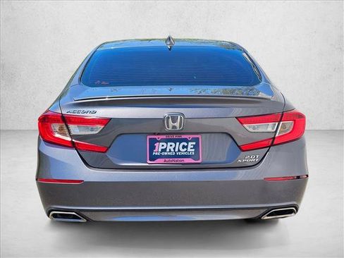 Used 2018 Honda Accord Sport image 6