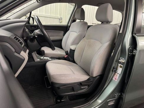 Used 2018 Subaru Forester 2.5i w/ Alloy Wheel Package AWD/4WD image 7