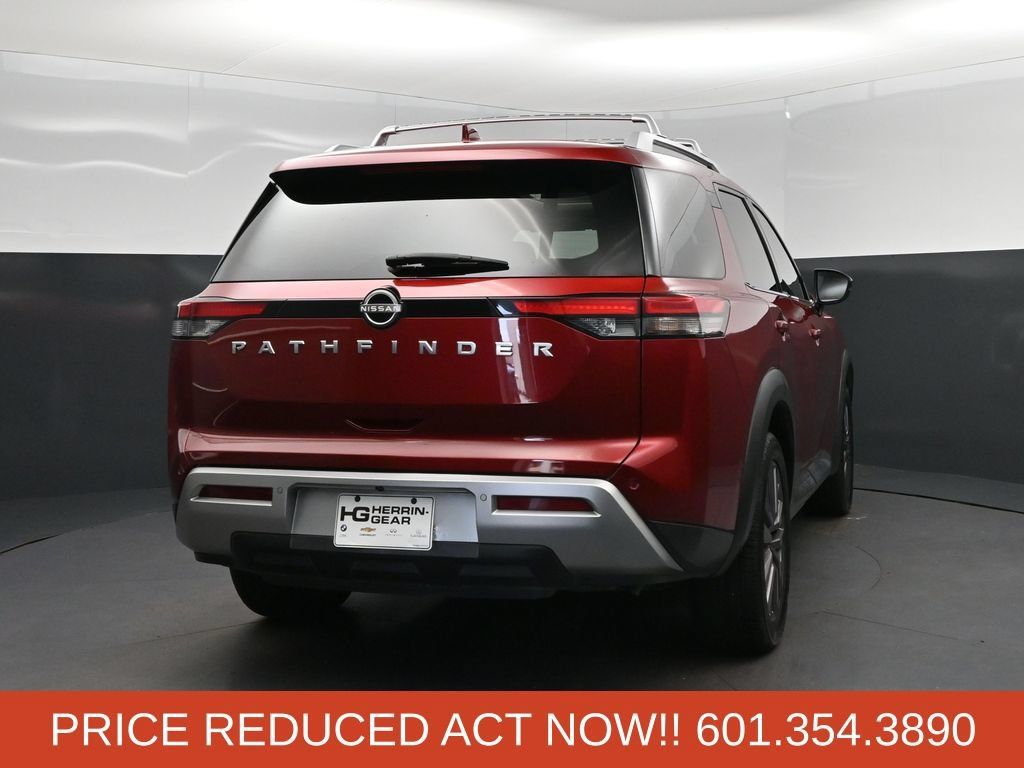 Used 2023 Nissan Pathfinder SL w/ SL Premium Package FWD image 7