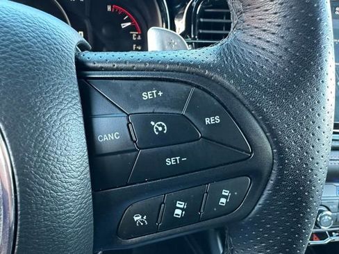 Used 2025 Dodge Durango R/T image 33