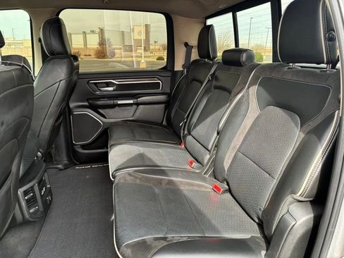 Used 2019 RAM 1500 Laramie image 18
