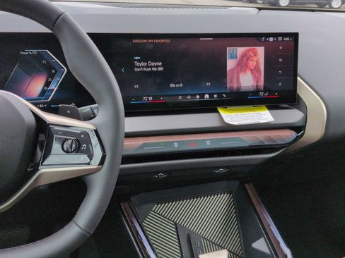 Used 2025 BMW X3 xDrive30i w/ Convenience Package AWD/4WD image 30