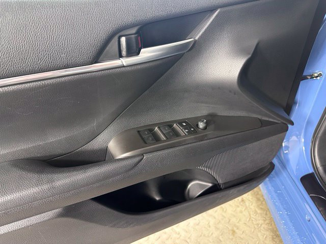 Certified 2024 Toyota Camry SE AWD/4WD image 9