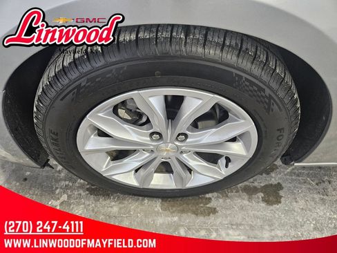 Used 2023 Chevrolet Malibu LT FWD image 6
