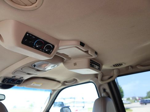 Used 2004 Ford Excursion Limited AWD/4WD image 31