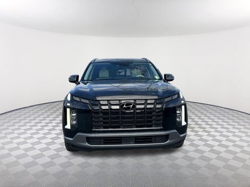 Used 2023 Hyundai Palisade Limited FWD image 2