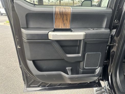 Used 2019 Ford F150 Lariat w/ Equipment Group 502A Luxury image 16