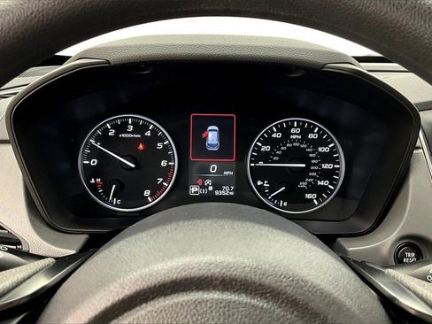 Used 2024 Subaru Crosstrek 2.0i Premium image 20