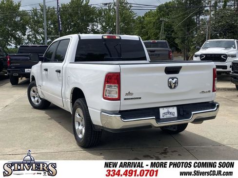 Used 2023 RAM 1500 Big Horn AWD/4WD image 40