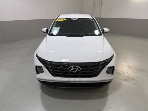 Used 2024 Hyundai Tucson SE AWD/4WD image 3