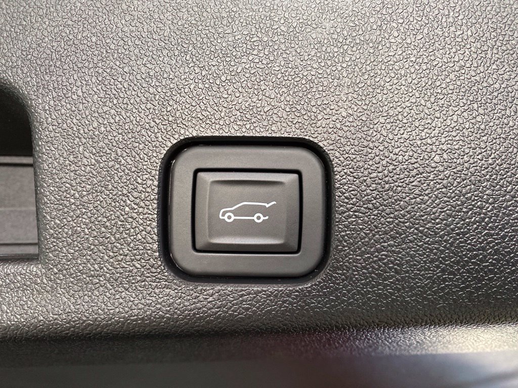 Used 2026 Buick Enclave Sport Touring AWD/4WD image 21
