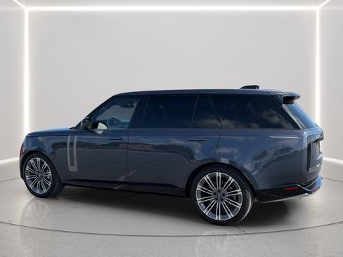 Used 2024 Land Rover Range Rover Long Wheelbase SE AWD/4WD image 14