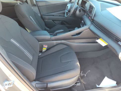 New 2026 Hyundai Elantra Sport FWD image 18