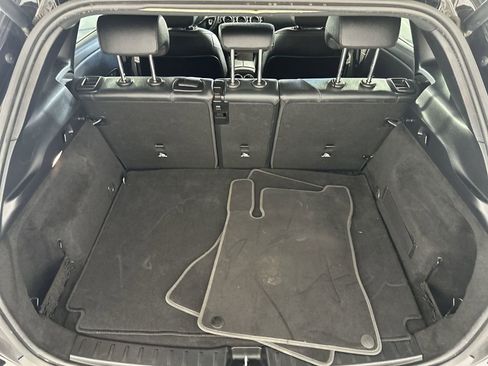 Used 2025 Mercedes-Benz GLA 250 image 25