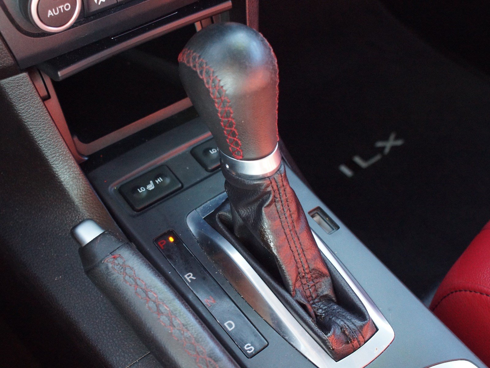 Used 2021 Acura ILX w/ Technology Plus & A-SPEC FWD image 12