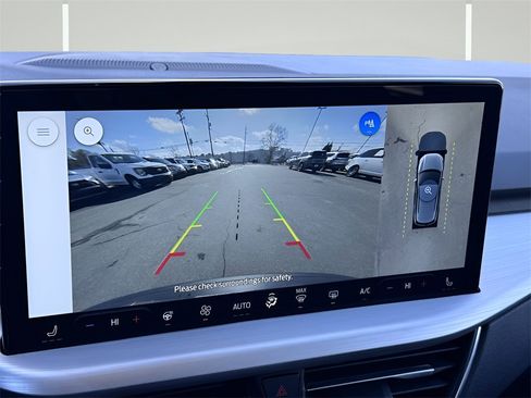 Used 2025 Ford Escape SE w/ PHEV Premium Package image 28