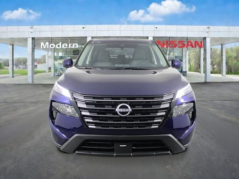 New 2026 Nissan Rogue SV FWD image 8