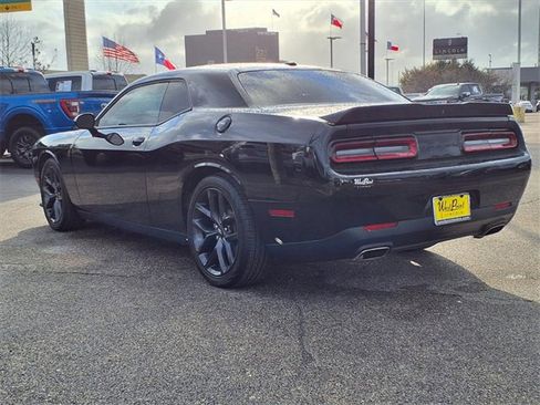 Used 2021 Dodge Challenger GT w/ Blacktop Package image 21