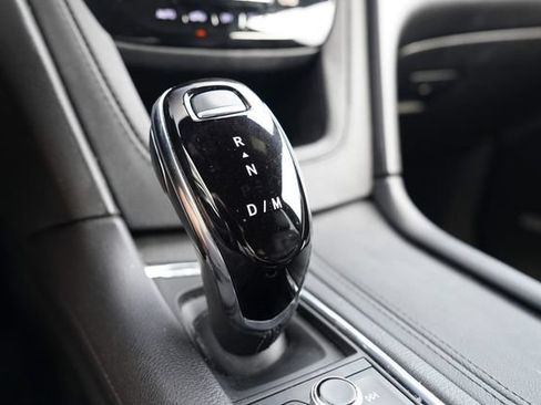 Used 2023 Cadillac XT6 Luxury FWD image 39