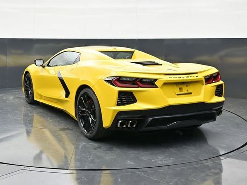 Used 2025 Chevrolet Corvette Stingray Convertible w/ 1LT image 5