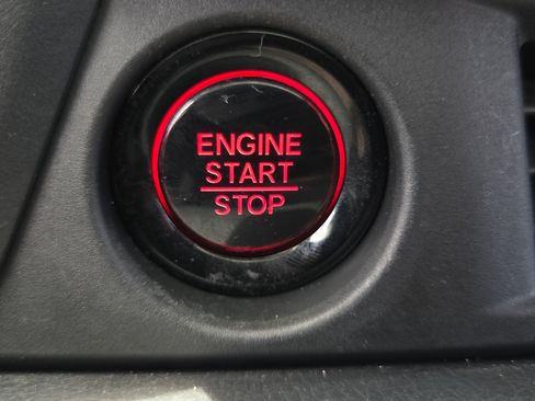 Certified 2024 Honda Pilot Elite image 38
