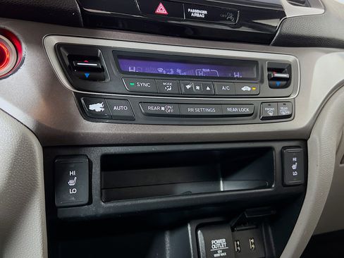 Used 2016 Honda Pilot EX-L image 17