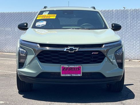 Used 2024 Chevrolet Trax RS FWD image 10