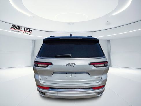 New 2025 Jeep Grand Cherokee L Summit image 4