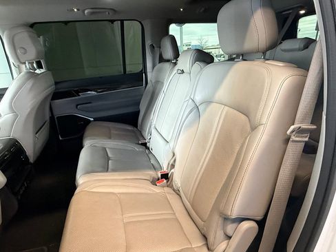 Used 2022 Jeep Wagoneer Series II w/ Convenience Group I image 22