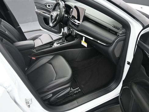 New 2026 Jeep Compass Limited image 17