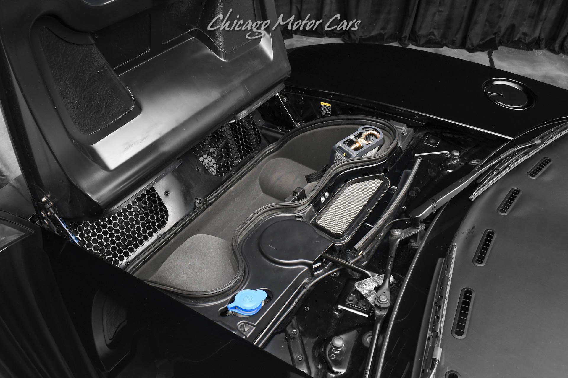 Used 2006 Ford GT RWD image 39