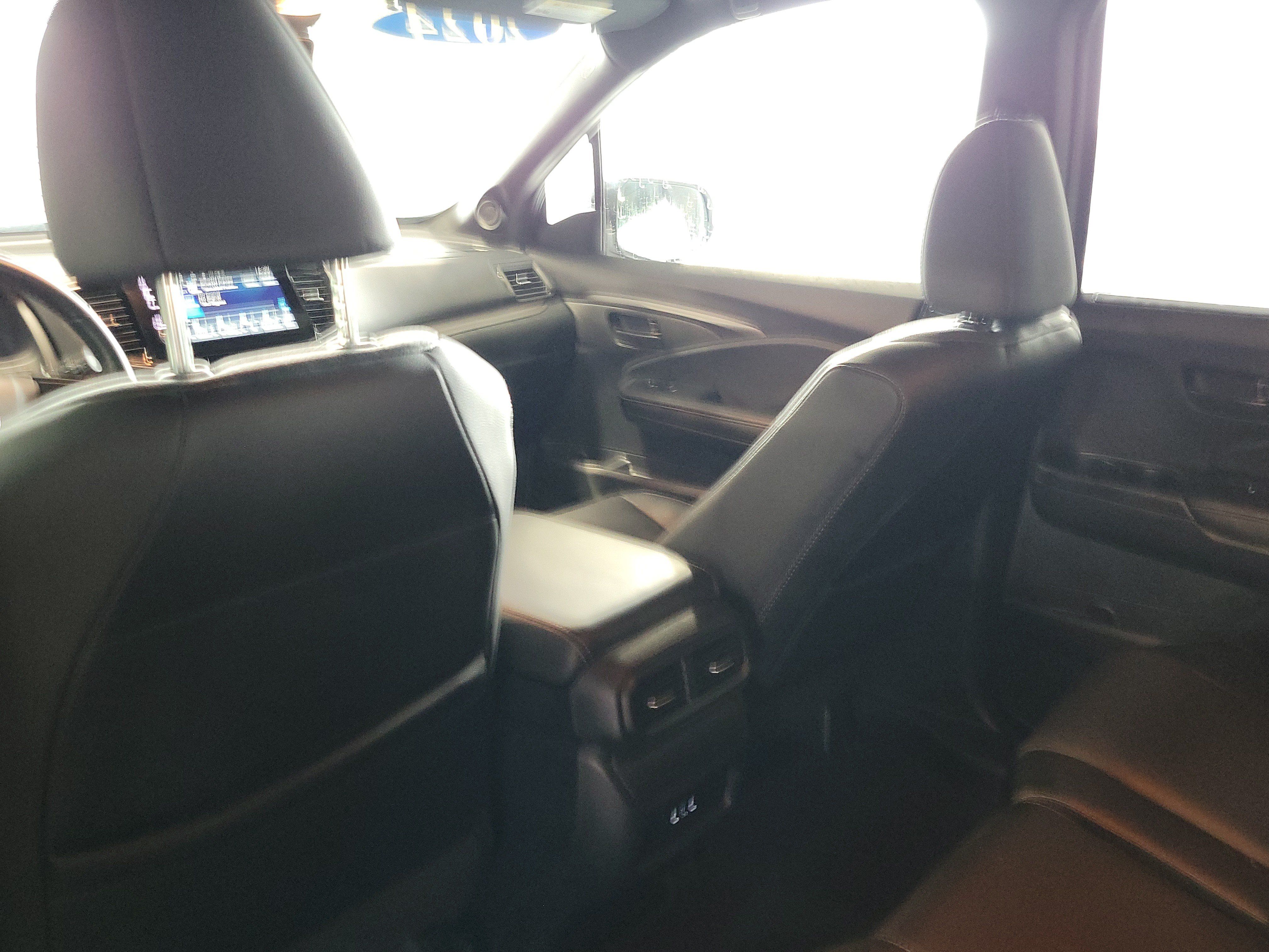 Used 2024 Honda Passport EX-L image 15