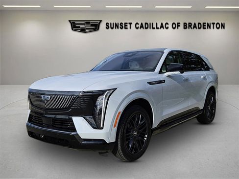 New 2025 Cadillac Lyriq Sport RWD image 3