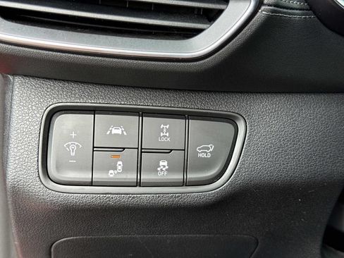 Used 2019 Hyundai Santa Fe Limited AWD/4WD image 31