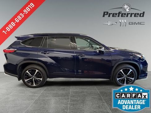 Used 2021 Toyota Highlander XSE AWD/4WD image 9